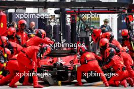 Charles Leclerc (MON) Ferrari SF-23 makes a pit stop. 18.06.2023. Formula 1 World Championship, Rd 9, Canadian Grand Prix, Montreal, Canada, Race Day.