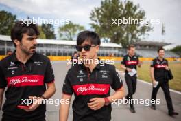 Zhou Guanyu (CHN) Alfa Romeo F1 Team walks the circuit with the team. 15.06.2023. Formula 1 World Championship, Rd 9, Canadian Grand Prix, Montreal, Canada, Preparation Day.