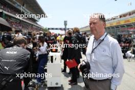 Finn Rausing (SWE) Tetra Laval Co-Owner and Alfa Romeo F1 Team Co-Owner on the grid. 04.06.2023. Formula 1 World Championship, Rd 8, Spanish Grand Prix, Barcelona, Spain, Race Day.