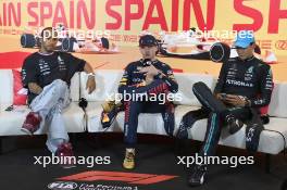 (L to R): Lewis Hamilton (GBR) Mercedes AMG F1; Max Verstappen (NLD) Red Bull Racing; and George Russell (GBR) Mercedes AMG F1, in the post race FIA Press Conference. 04.06.2023. Formula 1 World Championship, Rd 8, Spanish Grand Prix, Barcelona, Spain, Race Day.