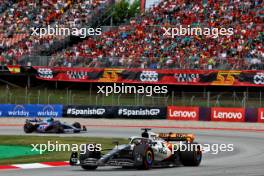 Oscar Piastri (AUS) McLaren MCL60. 04.06.2023. Formula 1 World Championship, Rd 8, Spanish Grand Prix, Barcelona, Spain, Race Day.