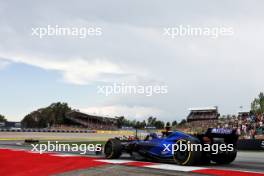 Logan Sargeant (USA) Williams Racing FW45. 04.06.2023. Formula 1 World Championship, Rd 8, Spanish Grand Prix, Barcelona, Spain, Race Day.