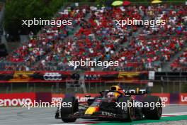 Max Verstappen (NLD) Red Bull Racing RB19. 04.06.2023. Formula 1 World Championship, Rd 8, Spanish Grand Prix, Barcelona, Spain, Race Day.