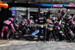 Pierre Gasly (FRA) Alpine F1 Team A523 makes a pit stop. 04.06.2023. Formula 1 World Championship, Rd 8, Spanish Grand Prix, Barcelona, Spain, Race Day.