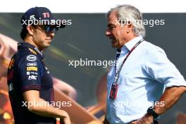 (L to R): Sergio Perez (MEX) Red Bull Racing with Carlos Sainz (ESP). 03.06.2023. Formula 1 World Championship, Rd 8, Spanish Grand Prix, Barcelona, Spain, Qualifying Day.