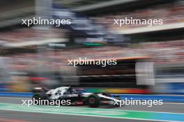 Nyck de Vries (NLD) AlphaTauri AT04 leaves the pits. 03.06.2023. Formula 1 World Championship, Rd 8, Spanish Grand Prix, Barcelona, Spain, Qualifying Day.