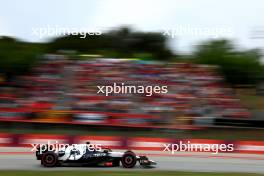 Nyck de Vries (NLD) AlphaTauri AT04. 03.06.2023. Formula 1 World Championship, Rd 8, Spanish Grand Prix, Barcelona, Spain, Qualifying Day.