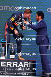 Race winner Max Verstappen (NLD) Red Bull Racing on the podium with Mohammed Bin Sulayem (UAE) FIA President. 09.07.2023. Formula 1 World Championship, Rd 11, British Grand Prix, Silverstone, England, Race Day.