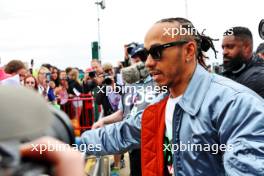 Lewis Hamilton (GBR) Mercedes AMG F1 with fans. 09.07.2023. Formula 1 World Championship, Rd 11, British Grand Prix, Silverstone, England, Race Day.