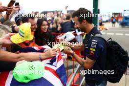 Daniel Ricciardo (AUS) Red Bull Racing Reserve and Third Driver with fans. 09.07.2023. Formula 1 World Championship, Rd 11, British Grand Prix, Silverstone, England, Race Day.