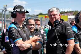 (L to R): Alan Permane (GBR) Alpine F1 Team Trackside Operations Director with Otmar Szafnauer (USA) Alpine F1 Team, Team Principal on the grid. 23.07.2023. Formula 1 World Championship, Rd 12, Hungarian Grand Prix, Budapest, Hungary, Race Day.