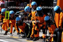 McLaren makes a pit stop. 23.07.2023. Formula 1 World Championship, Rd 12, Hungarian Grand Prix, Budapest, Hungary, Race Day.