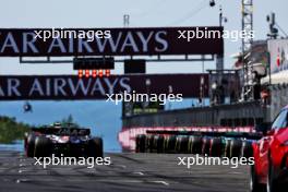 Kevin Magnussen (DEN) Haas VF-23 at the start of the race. 23.07.2023. Formula 1 World Championship, Rd 12, Hungarian Grand Prix, Budapest, Hungary, Race Day.