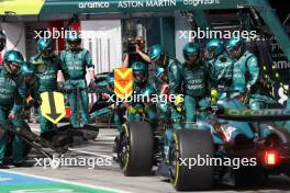 Lance Stroll (CDN) Aston Martin F1 Team AMR23 makes a pit stop. 03.09.2023. Formula 1 World Championship, Rd 15, Italian Grand Prix, Monza, Italy, Race Day.