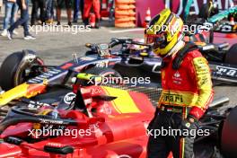 Charles Leclerc (MON) Ferrari and pole sitter Carlos Sainz Jr (ESP) Ferrari SF-23 in qualifying parc ferme. 02.09.2023. Formula 1 World Championship, Rd 15, Italian Grand Prix, Monza, Italy, Qualifying Day.