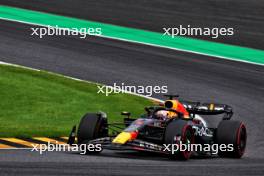 Max Verstappen (NLD) Red Bull Racing RB19. 22.09.2023. Formula 1 World Championship, Rd 17, Japanese Grand Prix, Suzuka, Japan, Practice Day.