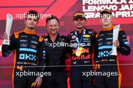 1st place Max Verstappen (NLD) Red Bull Racing RB19, 2nd place Lando Norris (GBR) McLaren, 3rd place Oscar Piastri (AUS) McLaren with Christian Horner (GBR) Red Bull Racing Team Principal. 24.09.2023. Formula 1 World Championship, Rd 17, Japanese Grand Prix, Suzuka, Japan, Race Day.