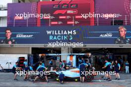 Logan Sargeant (USA) Williams Racing FW45 in the pits. 23.09.2023. Formula 1 World Championship, Rd 17, Japanese Grand Prix, Suzuka, Japan, Qualifying Day.