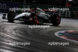 Daniel Ricciardo (AUS) AlphaTauri AT04. 17.11.2023. Formula 1 World Championship, Rd 22, Las Vegas Grand Prix, Las Vegas, Nevada, USA, Qualifying Day.