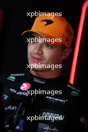 Lando Norris (GBR) McLaren. 17.11.2023. Formula 1 World Championship, Rd 22, Las Vegas Grand Prix, Las Vegas, Nevada, USA, Qualifying Day.