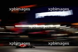 Carlos Sainz Jr (ESP) Ferrari SF-23. 18.11.2023. Formula 1 World Championship, Rd 22, Las Vegas Grand Prix, Las Vegas, Nevada, USA, Race Day.