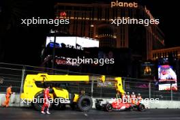 Carlos Sainz Jr (ESP) Ferrari SF-23 stopped on circuit after hitting a manhole cover. 16.11.2023. Formula 1 World Championship, Rd 22, Las Vegas Grand Prix, Las Vegas, Nevada, USA, Practice Day.