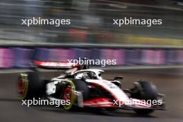 Kevin Magnussen (DEN) Haas VF-23. 16.11.2023. Formula 1 World Championship, Rd 22, Las Vegas Grand Prix, Las Vegas, Nevada, USA, Practice Day.