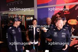 Christian Horner (GBR) Red Bull Racing Team Principal celebrates his 50th birthday with Max Verstappen (NLD) Red Bull Racing, Sergio Perez (MEX) Red Bull Racing, Dr Helmut Marko (AUT) Red Bull Motorsport Consultant, and Adrian Newey (GBR) Red Bull Racing Chief Technical Officer. 16.11.2023. Formula 1 World Championship, Rd 22, Las Vegas Grand Prix, Las Vegas, Nevada, USA, Practice Day.