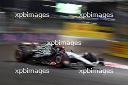 Daniel Ricciardo (AUS) AlphaTauri AT04. 16.11.2023. Formula 1 World Championship, Rd 22, Las Vegas Grand Prix, Las Vegas, Nevada, USA, Practice Day.