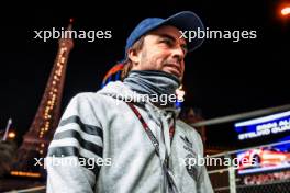 Fernando Alonso (ESP) Aston Martin F1 Team walks the circuit. 14.11.2023. Formula 1 World Championship, Rd 22, Las Vegas Grand Prix, Las Vegas, Nevada, USA, Preparation Day.