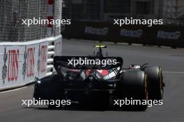 Nico Hulkenberg (GER) Haas VF-23 with a punctured rear wheel.  26.05.2023. Formula 1 World Championship, Rd 7, Monaco Grand Prix, Monte Carlo, Monaco, Practice Day.