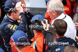 Race winner Max Verstappen (NLD) Red Bull Racing celebrates with Dr Helmut Marko (AUT) Red Bull Motorsport Consultant in parc ferme. 28.05.2023. Formula 1 World Championship, Rd 7, Monaco Grand Prix, Monte Carlo, Monaco, Race Day.
