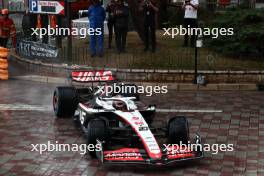 Kevin Magnussen (DEN) Haas VF-23 runs wide. 28.05.2023. Formula 1 World Championship, Rd 7, Monaco Grand Prix, Monte Carlo, Monaco, Race Day.