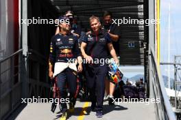 Sergio Perez (MEX) Red Bull Racing with Xavi Martos (ESP) Red Bull Racing F1 Team Physio. 27.05.2023. Formula 1 World Championship, Rd 7, Monaco Grand Prix, Monte Carlo, Monaco, Qualifying Day.
