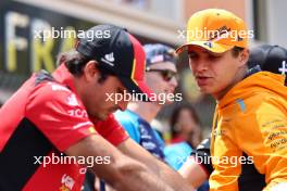 Lando Norris (GBR) McLaren and Carlos Sainz Jr (ESP) Ferrari on the drivers' parade. 28.05.2023. Formula 1 World Championship, Rd 7, Monaco Grand Prix, Monte Carlo, Monaco, Race Day.