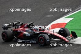 Valtteri Bottas (FIN) Alfa Romeo F1 Team C43. 27.10.2023. Formula 1 World Championship, Rd 20, Mexican Grand Prix, Mexico City, Mexico, Practice Day.