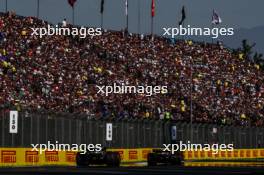 Daniel Ricciardo (AUS), Scuderia Alpha Tauri and Yuki Tsunoda (JPN), Scuderia Alpha Tauri  28.10.2023. Formula 1 World Championship, Rd 20, Mexican Grand Prix, Mexico City, Mexico, Qualifying Day.