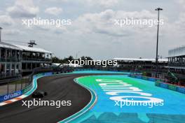 George Russell (GBR) Mercedes AMG F1 W14. 05.05.2023. Formula 1 World Championship, Rd 5, Miami Grand Prix, Miami, Florida, USA, Practice Day.