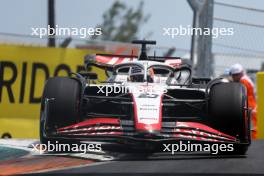 Kevin Magnussen (DEN) Haas VF-23. 05.05.2023. Formula 1 World Championship, Rd 5, Miami Grand Prix, Miami, Florida, USA, Practice Day.