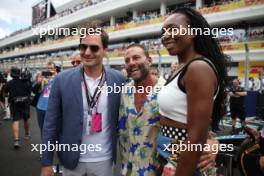 rfed and Venus Williams (USA) Tennis Player on the grid. 07.05.2023. Formula 1 World Championship, Rd 5, Miami Grand Prix, Miami, Florida, USA, Race Day.