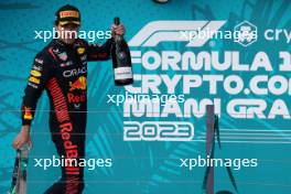 Sergio Perez (MEX) Red Bull Racing celebrates his second position on the podium. 07.05.2023. Formula 1 World Championship, Rd 5, Miami Grand Prix, Miami, Florida, USA, Race Day.