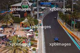Alexander Albon (THA) Williams Racing FW45. 07.05.2023. Formula 1 World Championship, Rd 5, Miami Grand Prix, Miami, Florida, USA, Race Day.