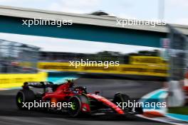 Carlos Sainz Jr (ESP) Ferrari SF-23. 07.05.2023. Formula 1 World Championship, Rd 5, Miami Grand Prix, Miami, Florida, USA, Race Day.