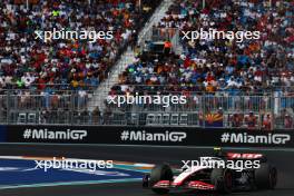 Kevin Magnussen (DEN) Haas VF-23. 07.05.2023. Formula 1 World Championship, Rd 5, Miami Grand Prix, Miami, Florida, USA, Race Day.