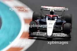 Yuki Tsunoda (JPN) AlphaTauri AT04. 06.05.2023. Formula 1 World Championship, Rd 5, Miami Grand Prix, Miami, Florida, USA, Qualifying Day.