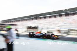 Max Verstappen (NLD) Red Bull Racing RB19. 06.05.2023. Formula 1 World Championship, Rd 5, Miami Grand Prix, Miami, Florida, USA, Qualifying Day.