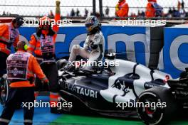 Daniel Ricciardo (AUS) AlphaTauri AT04 crashed in the second practice session. 25.08.2023. Formula 1 World Championship, Rd 14, Dutch Grand Prix, Zandvoort, Netherlands, Practice Day.