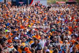 Fans at the FanZone Stage. 25.08.2023. Formula 1 World Championship, Rd 14, Dutch Grand Prix, Zandvoort, Netherlands, Practice Day.