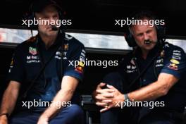 (L to R): Adrian Newey (GBR) Red Bull Racing Chief Technical Officer and Christian Horner (GBR) Red Bull Racing Team Principal. 25.08.2023. Formula 1 World Championship, Rd 14, Dutch Grand Prix, Zandvoort, Netherlands, Practice Day.