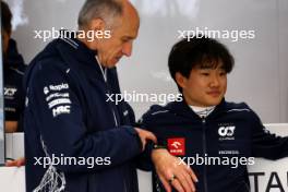 Yuki Tsunoda (JPN) AlphaTauri with Dr Helmut Marko (AUT) Red Bull Motorsport Consultant. 27.08.2023. Formula 1 World Championship, Rd 14, Dutch Grand Prix, Zandvoort, Netherlands, Race Day.